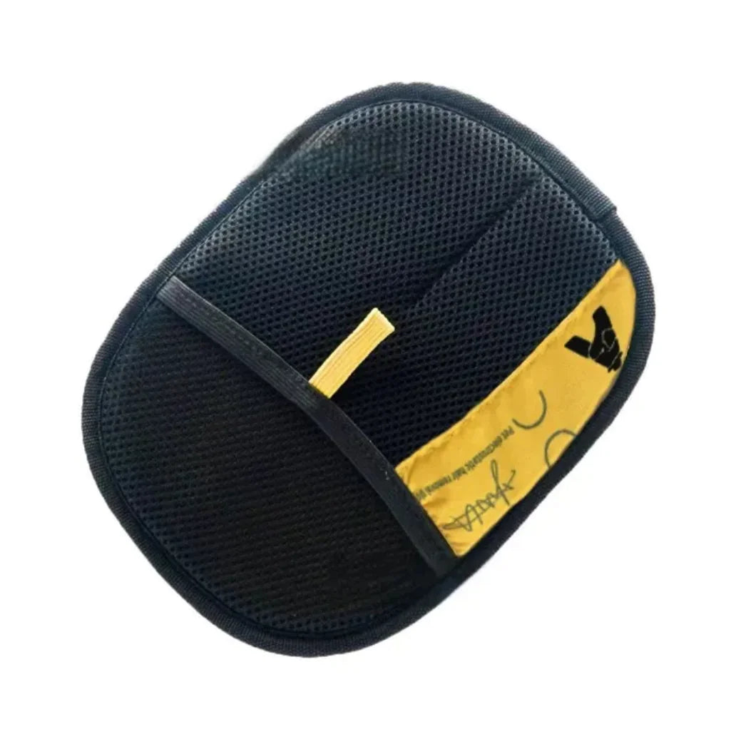 Feline Fur-Off Glove Yellow
