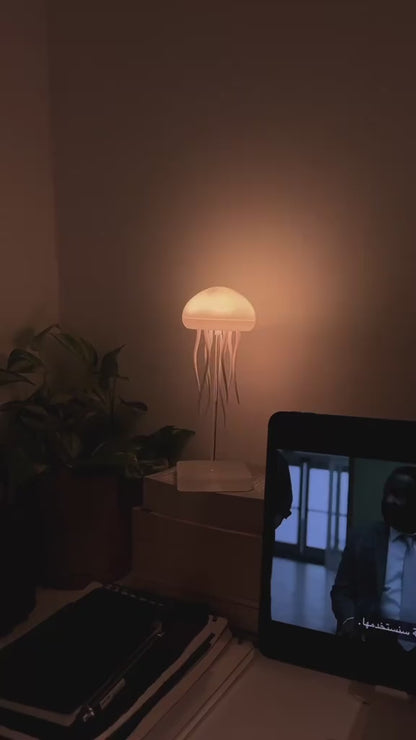 Soothing Jellyfish LED Lamp